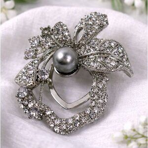 Vintage Rhinestone & Pearl Floral Brooch Pin Silver-Tone Elegant Jewelry